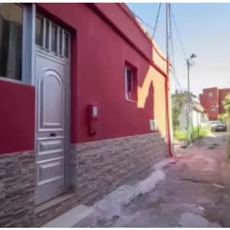 Casita Roja *